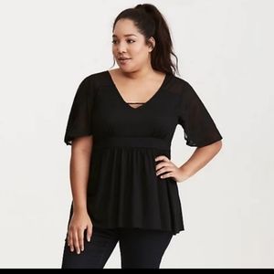 Torrid embroidered babydoll blouse